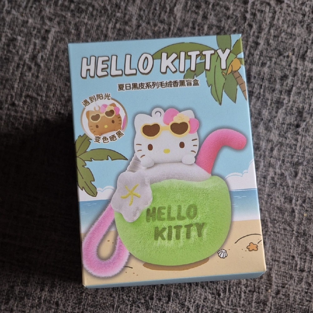 SEALED HELLO KITTY Blind Box Beach - Picture 1 of 7